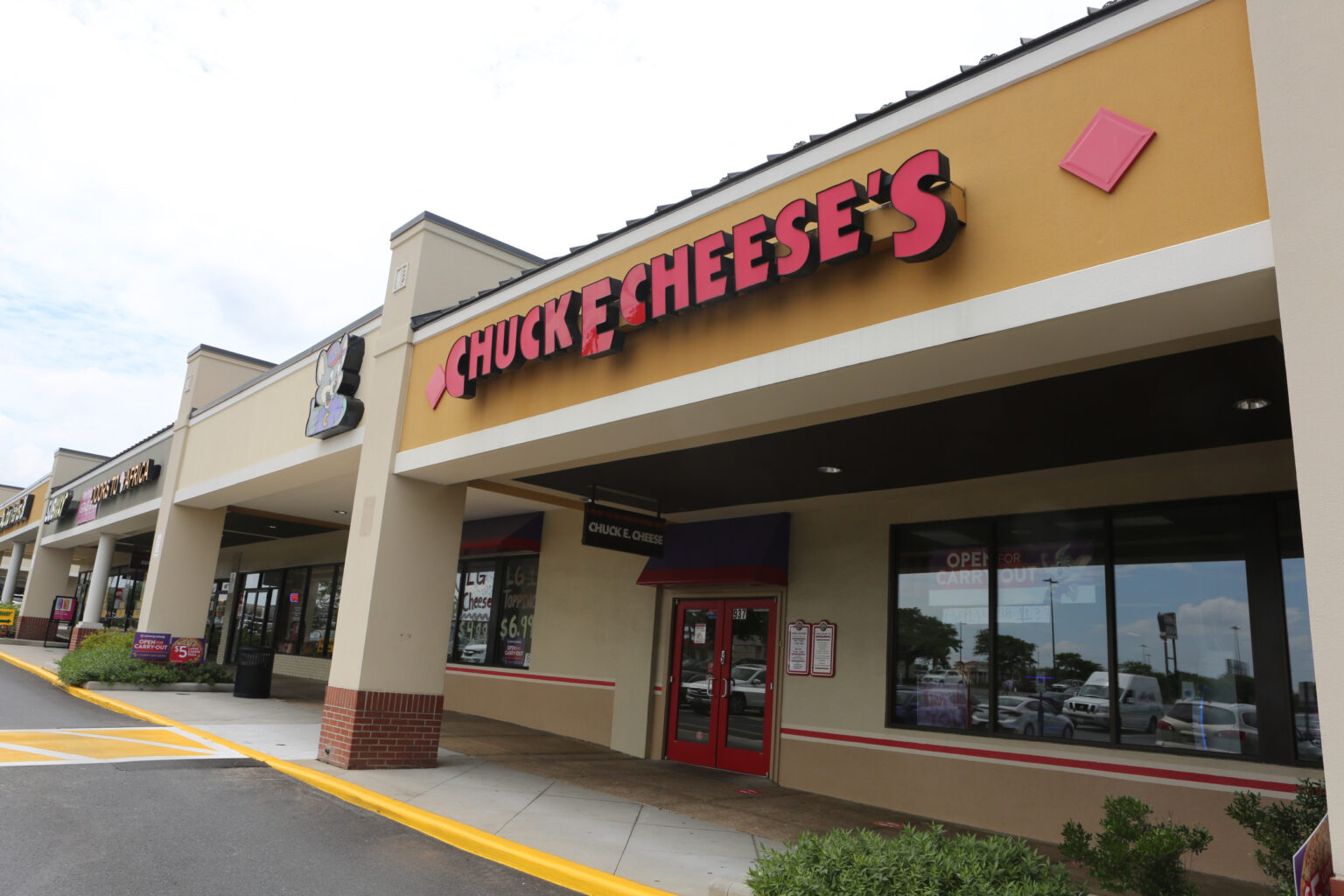 Internet Reacts After Florida Man in Chuck E. Cheese Costume Arrested