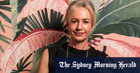 One hormone was a game-changer for Andrea’s perimenopause. She wants other women to have access, too