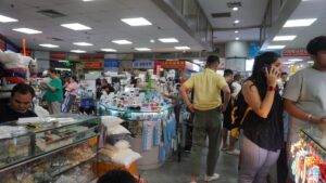 How the world’s largest electronics market in Shenzhen is feeling the heat from China’s power bank crackdown
