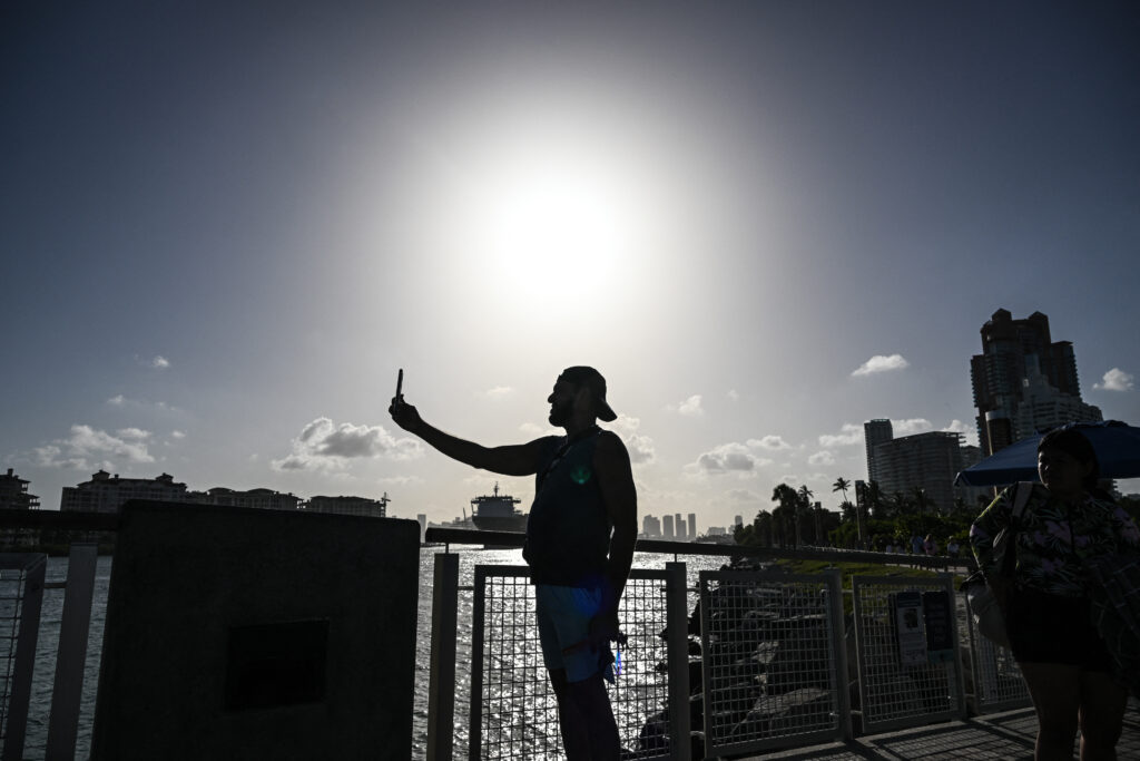 Maps Show Cities in Florida Facing Triple-Digit Heat Advisory