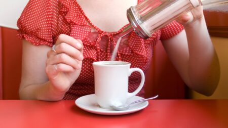 6 Natural Sugar Substitutes To Satisfy Your Cravings
