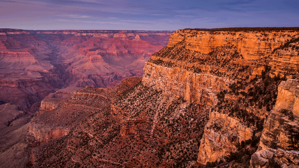 Hiker dies on iconic Arizona park trail during extreme summer heat