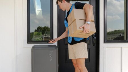When an Amazon Driver Broke Down My Gate, This Device Would Have Saved Me 0