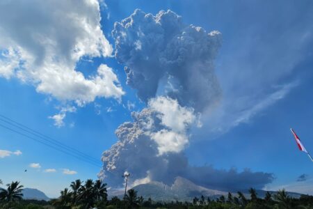 Video: Indonesia Volcano Eruption Spews Humongous 18km Ash Cloud