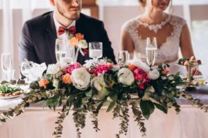 Dear Abby: My best friend didn’t invite me to her wedding