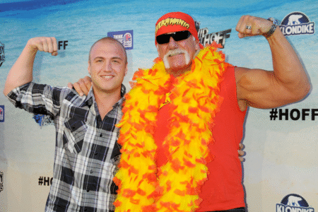 Nick Hogan Pays Tribute to Father Hulk Hogan at ‘Monday Night Raw’