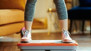 Can You Lose Weight and Gain Strength on a Vibration Plate? We Consulted Fitness Experts