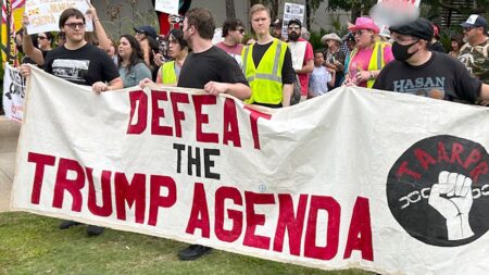Protesters clash with conservatives at Turning Point’s Student Action Summit in Tampa Bay