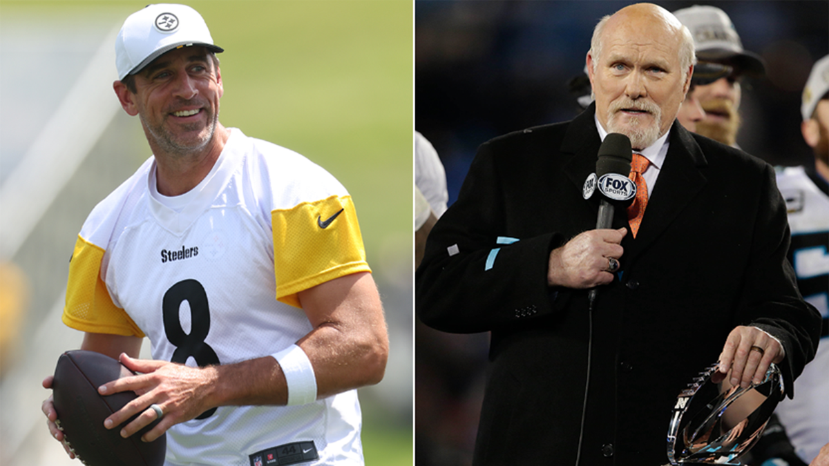 Aaron Rodgers and Terry Bradshaw