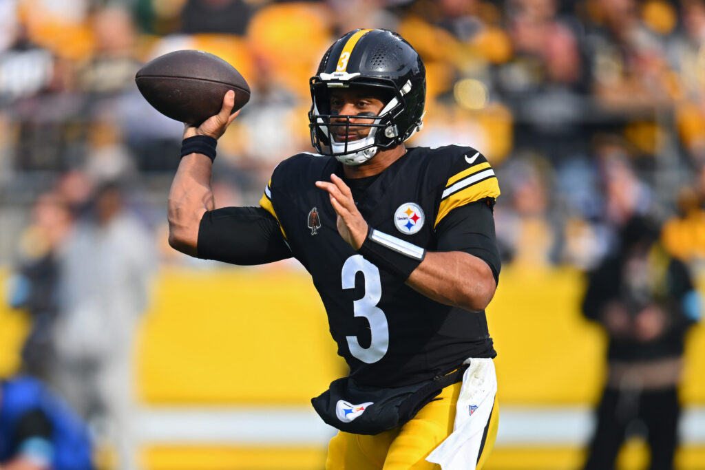 Giants’ Russell Wilson Lands Comparison to NFC East Rival