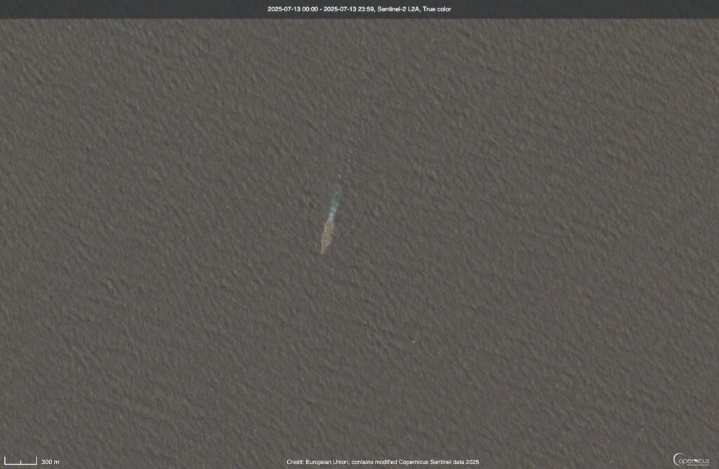 Satellite photo captures US aircraft carrier USS Nimitz deployed near Iran