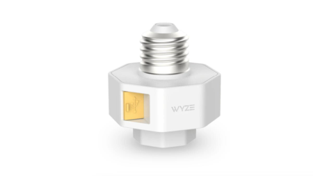 Wyze’s New Lamp Socket Can Smarten Up Your Outdoor Lighting. Here’s How It Works