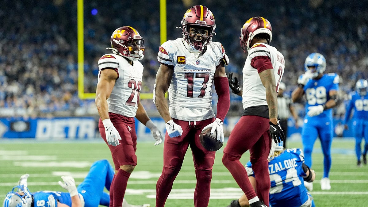 Terry McLaurin celebrates