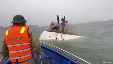 Death toll rises to 37 in Vietnam after Ha Long Bay tourist ferry sinks