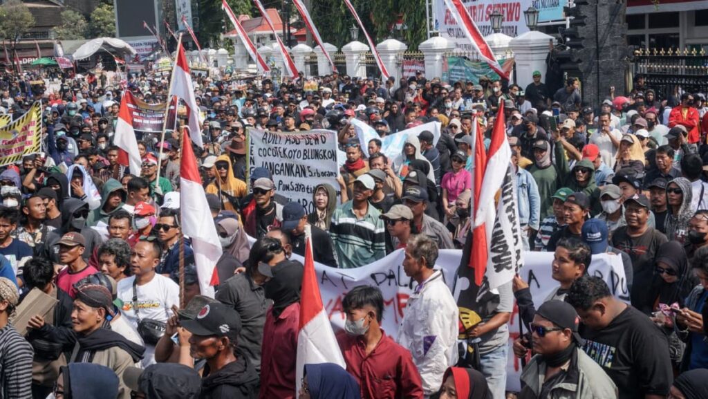 100,000 rally in Central Java’s Pati regency for local leader’s resignation over controversial policies