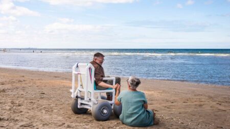 How can beaches be made accessible to people with reduced mobility?