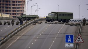 Debunking Trump’s account of Russia’s failed bid to seize Kyiv
