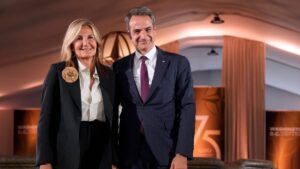 No, Greek PM’s wife didn’t buy a flat with public funds