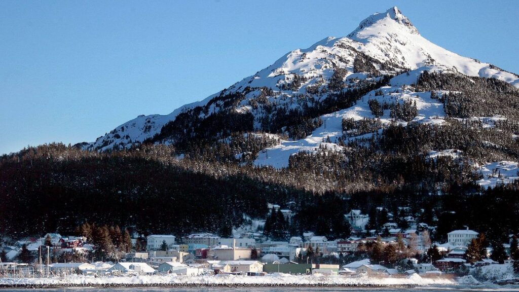 Why Alaska? Trump and Putin to meet in strategic US-Russia site