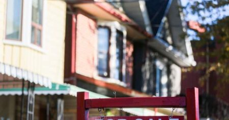 Greater Toronto housing market sees best July in four years: real estate board
