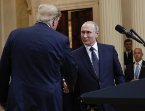 Ukraine’s Zelensky Says Putin Will Benefit From Trump Meeting in 3 Ways