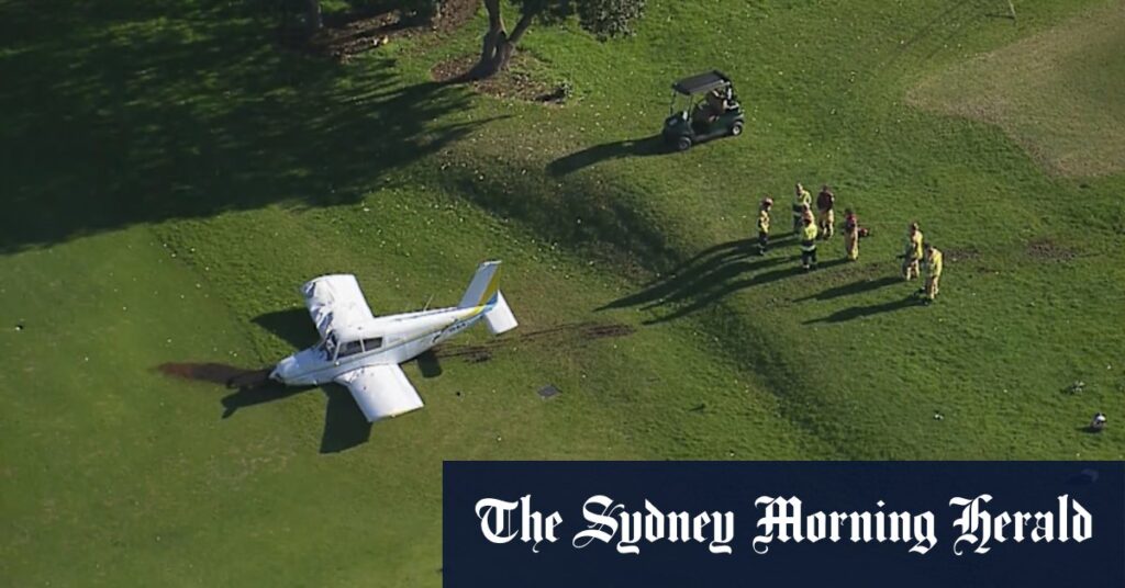 Plane makes emergency landing on golf course