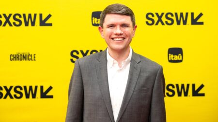 Texas Democrat who rails against billionaire cash takes K from Trump-backing megadonor