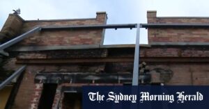 Melbourne’s Jewish community responds after Iran linked to antisemitic attacks