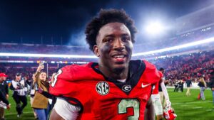 Georgia’s Nate Frazier credits mother’s sacrifice, work ethic for his drive on the field: ‘She never gave up’
