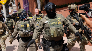 Chicago Teamsters, backed by mayor, want ICE blocked without warrants in strike fight