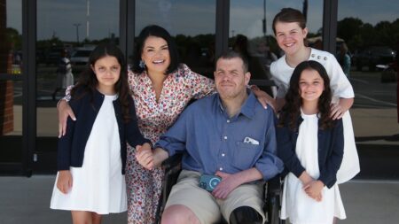 Trump salutes Sgt. Michael Verardo, wounded Afghanistan veteran who inspired Independence Fund’s Trackchairs