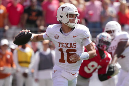 Former NFL QB Sounds Injury Alarm About Texas’ Arch Manning