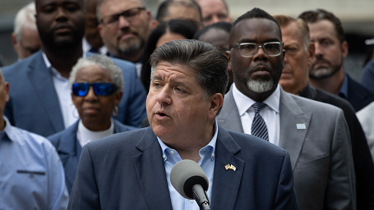 Chicago-pritzker-johnson-getty