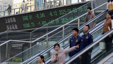 Asia stocks up, oil down before Trump-Zelenskyy talks