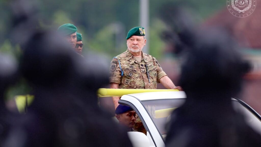 Black Hawk out: Malaysia’s king orders halt of chopper deal, warns officials not to ‘fool’ him