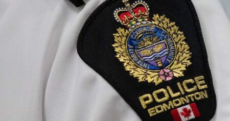 Edmonton police warn people to be on the lookout for a group of hugging bandits