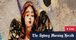 Australia Post US deliveries suspended; Gaza strikes kills journalists, doctors; Albanese government strengthens telco misconduct penalties
