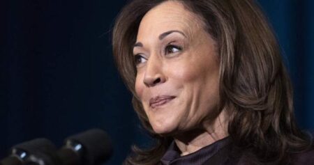Kamala Harris to visit Toronto as part of 15-city book tour