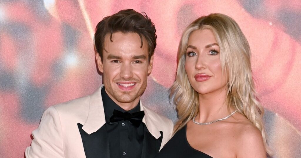 Liam Payne’s Girlfriend Kate Cassidy Shares Emotional Video of Baking Late Star a Birthday Cake