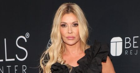 Brandi Glanville Seemingly Burns Herself After Putting Nair on Her Face to Fight Parasite
