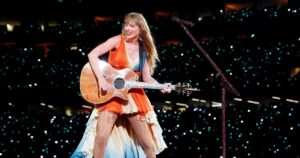 Taylor Swift Releases New Countdown After Announcing ‘The Life of a Showgirl’