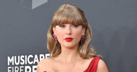 Taylor Swift Shows off Sparkling Engagement Ring at College Football Game