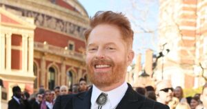 Jesse Tyler Ferguson Reveals the Advice He Gives Throuples: ‘Closest to a Love Triangle I’ve Seen’ (Exclusive)