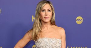 When Jennifer Aniston Isn’t In Flip-Flops, She’s Wearing These Comfy Sneakers — Now 30% Off
