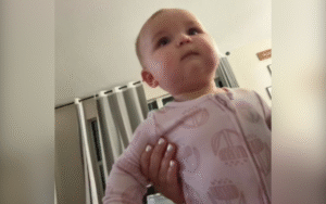 Mom Quietly Films Baby’s Face When Dad Comes Home—Not Prepared for Reaction