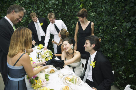 American Bride Sets Dress Code for Irish Wedding—Internet Doesn’t Hold Back