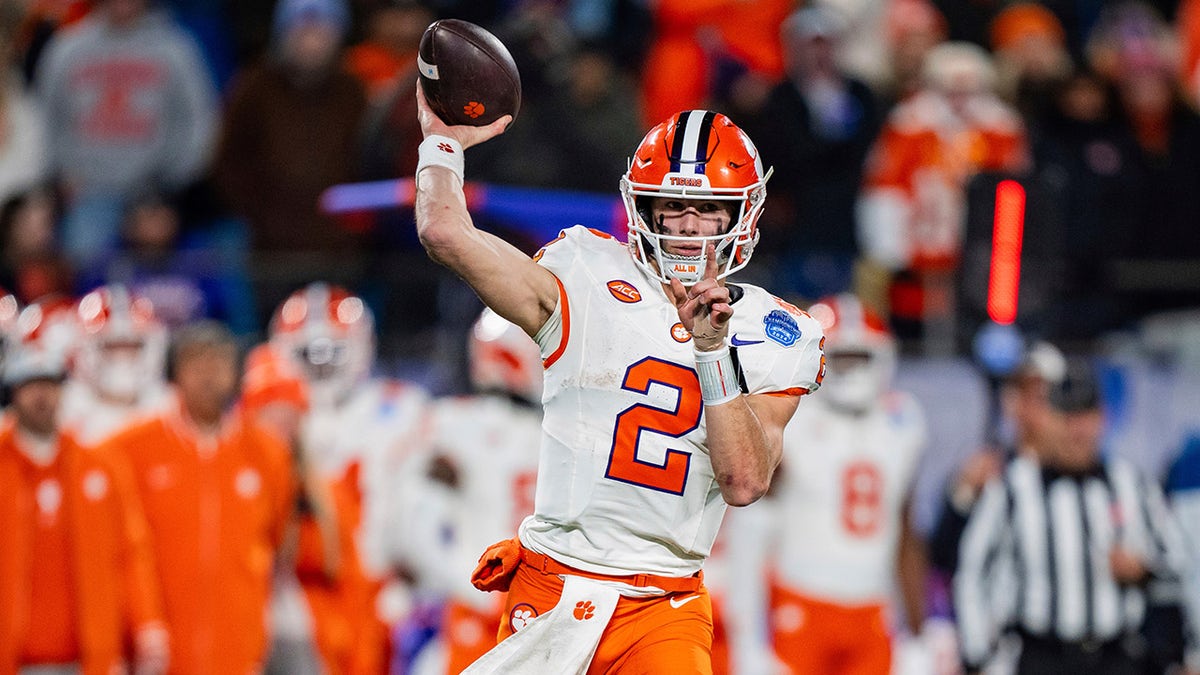 Cade Klubnik vs SMU