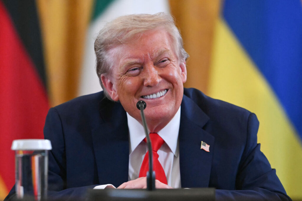 Donald Trump Compares Himself to Richard Nixon in New Post