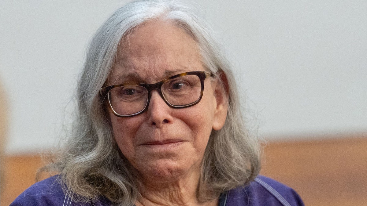 Donna Adelson