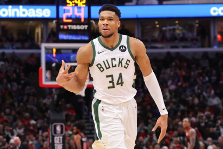 Rockets GM Makes Eye-Opening Comment on Giannis Antetokounmpo